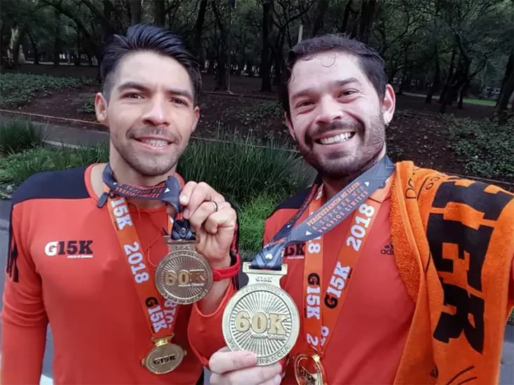 Corredores G15K en la ruta por Paseo de la Reforma