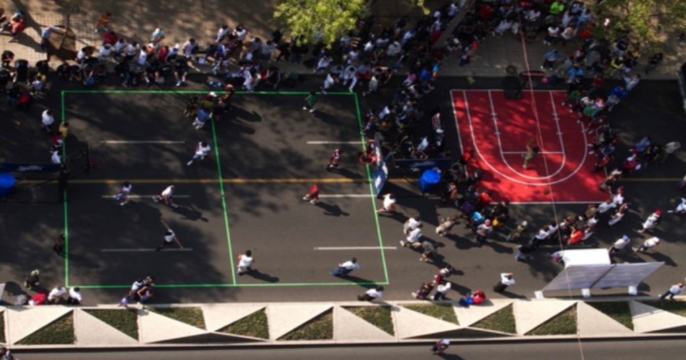 Vista aérea NBA Jam Festival 2014 — canchas de baloncesto sobre Paseo de la Reforma CDMX